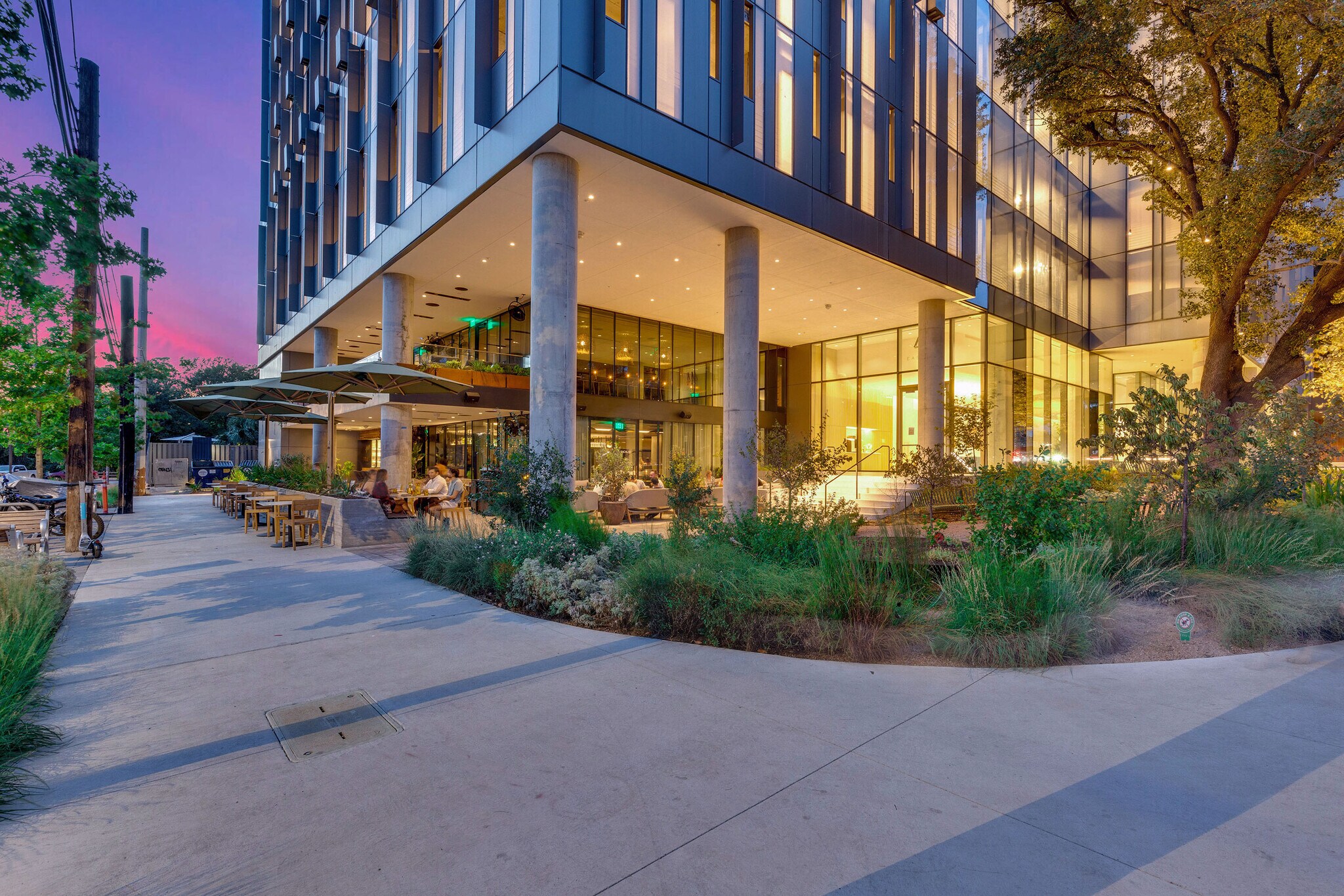 44 East Ave, Austin, TX à vendre Photo principale– Image 1 sur 22