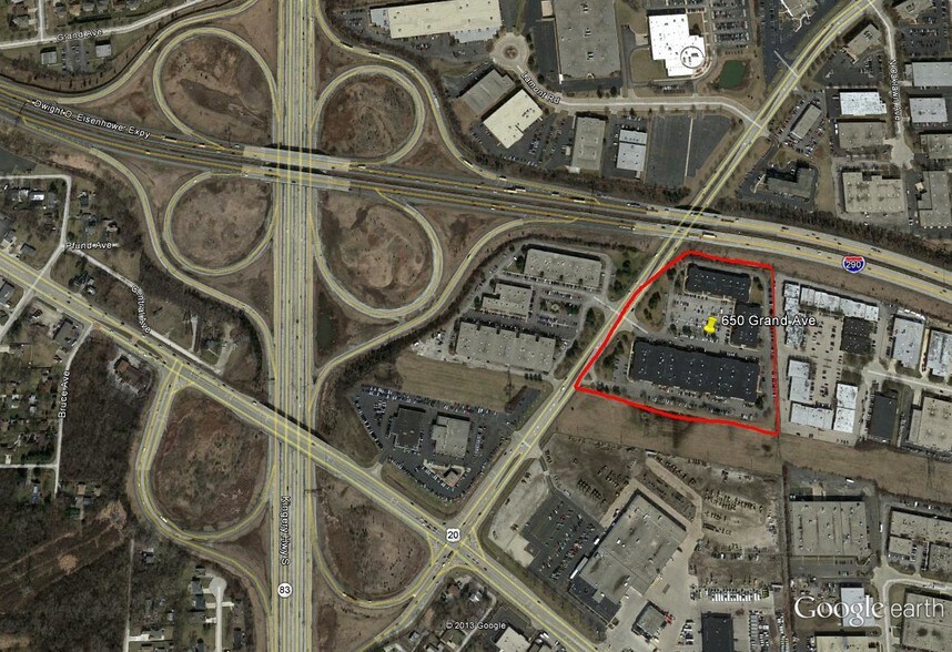 650 W Grand Ave, Elmhurst, IL à louer - Photo de l’immeuble – Image 3 sur 6