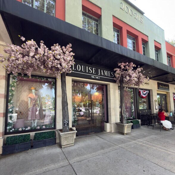 200-218 N Park Ave, Winter Park, Winter Park, FL à louer - Photo de l’immeuble – Image 2 sur 6