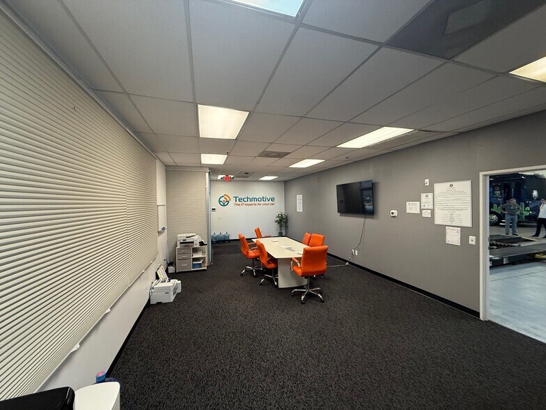 180 Cassia Way, Henderson, NV à louer - Photo intérieure – Image 3 sur 8