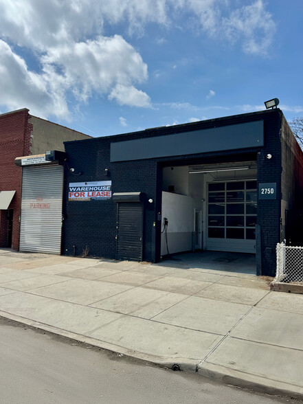 2750 Stillwell Ave, Brooklyn, NY à louer - Photo principale – Image 1 sur 3