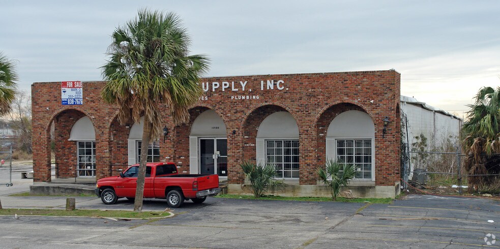 13100 Chef Menteur Hwy, New Orleans, LA à vendre - Photo de l’immeuble – Image 2 sur 6