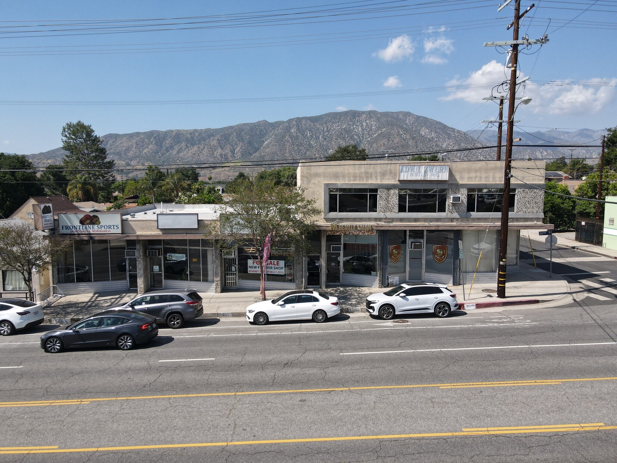 8115 Foothill Blvd, Sunland, CA à vendre Photo de l’immeuble– Image 1 sur 21
