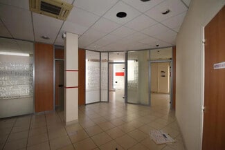 Plus de détails pour Local commercial à vendre