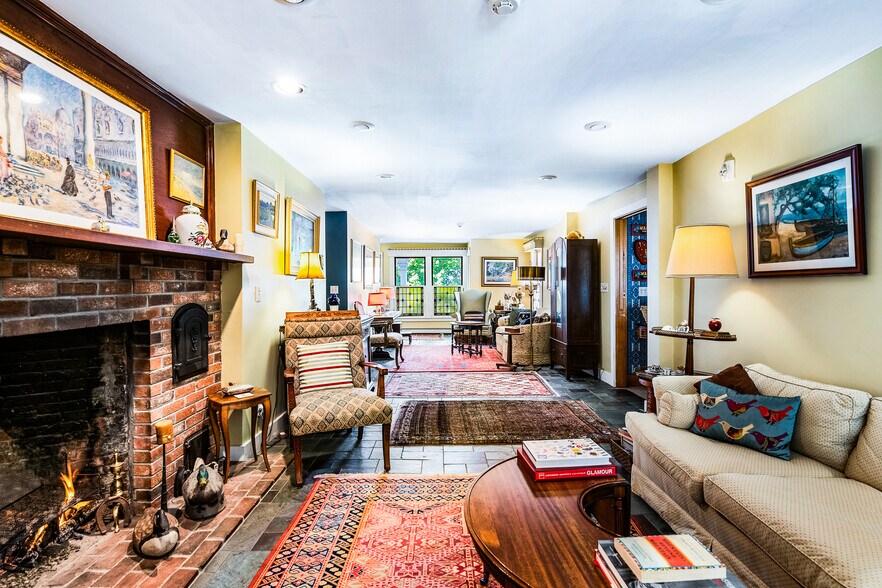 32 Maple St, Andover, NH à vendre - Photo intérieure – Image 3 sur 35