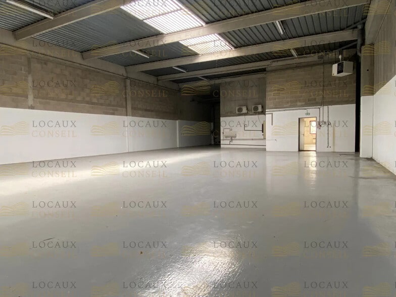 Local d’activités dans Herblay-sur-Seine à louer - Photo intérieure – Image 3 sur 10