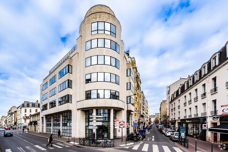 Bureau dans Asnières-sur-Seine à louer - Photo principale – Image 1 sur 3