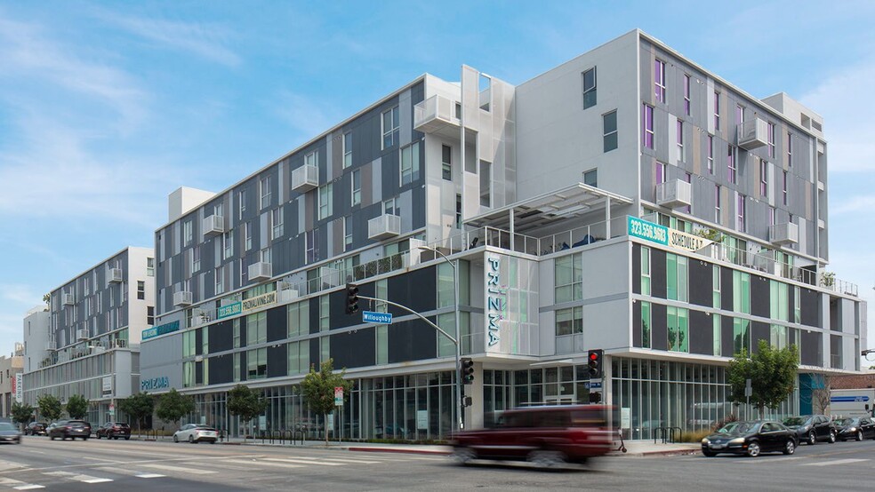 900 N La Brea Ave, West Hollywood, CA à louer - Photo de l’immeuble – Image 1 sur 2