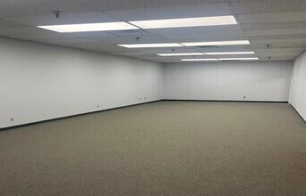 2300 E Kemper Rd, Sharonville, OH à louer Photo intérieure– Image 2 sur 4
