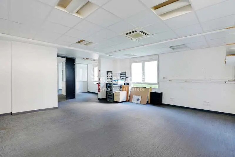 Bureau dans Montrouge à louer - Photo de l’immeuble – Image 3 sur 12