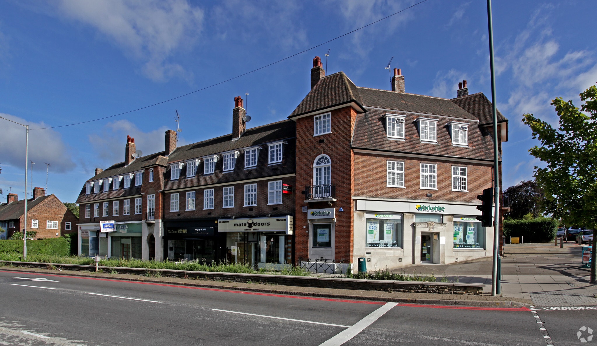 1-15 Market Pl, Londres à louer Photo principale– Image 1 sur 7