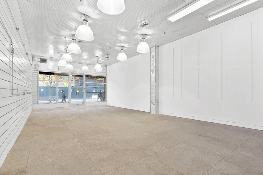 522 Fulton St, Brooklyn, NY à louer - Photo de l’immeuble – Image 2 sur 6
