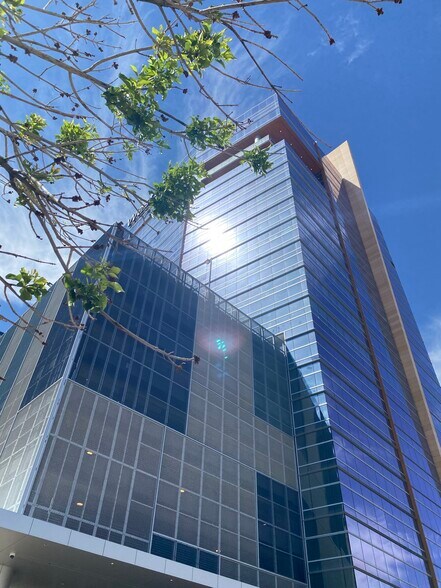 601 N Mesa St, El Paso, TX à louer - Photo de l’immeuble – Image 3 sur 29