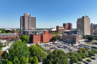 500 W Fourth St, Winston-Salem, NC - VUE AÉRIENNE  vue de carte
