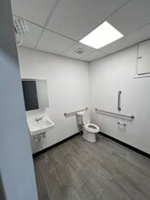 11 Brookdale Ave, Newark, NJ à louer Photo intérieure– Image 1 sur 4