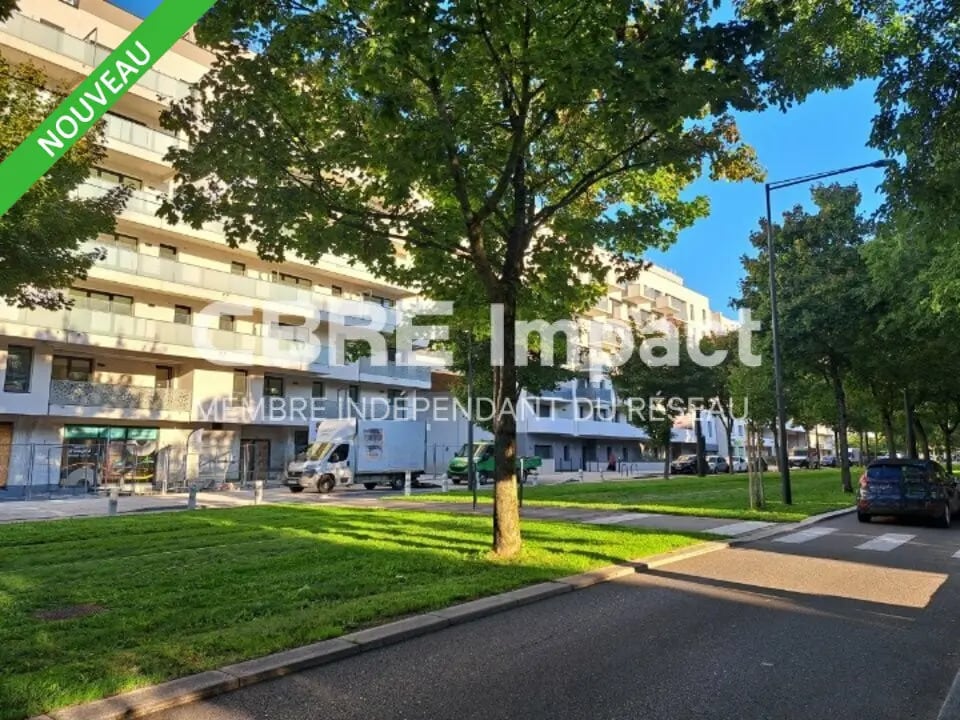 Local commercial dans Dijon à louer Photo de l’immeuble– Image 1 sur 12