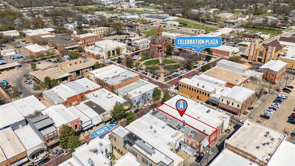 204 Main St, Sulphur Springs, TX à vendre - Photo principale – Image 1 sur 33