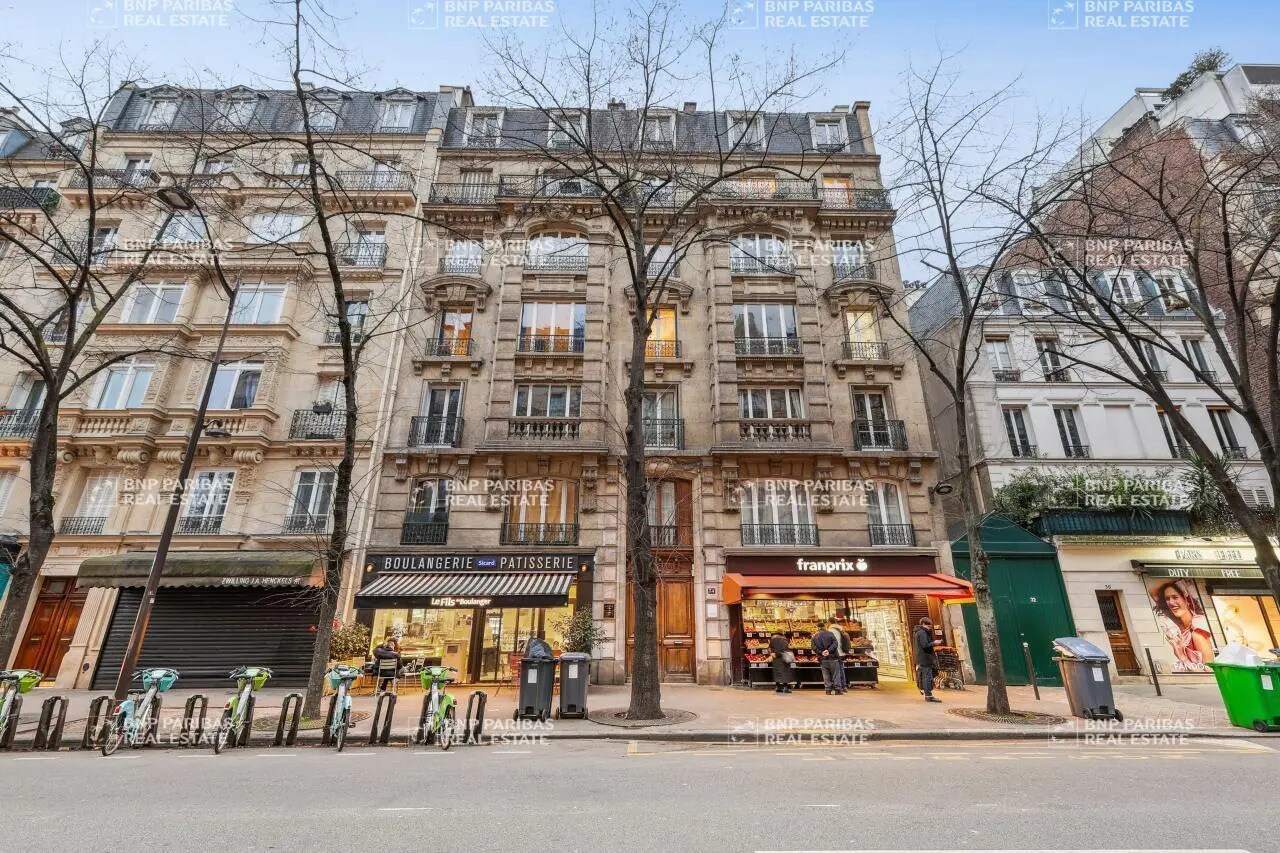 Bureau dans Paris à louer Photo de l’immeuble– Image 1 sur 15