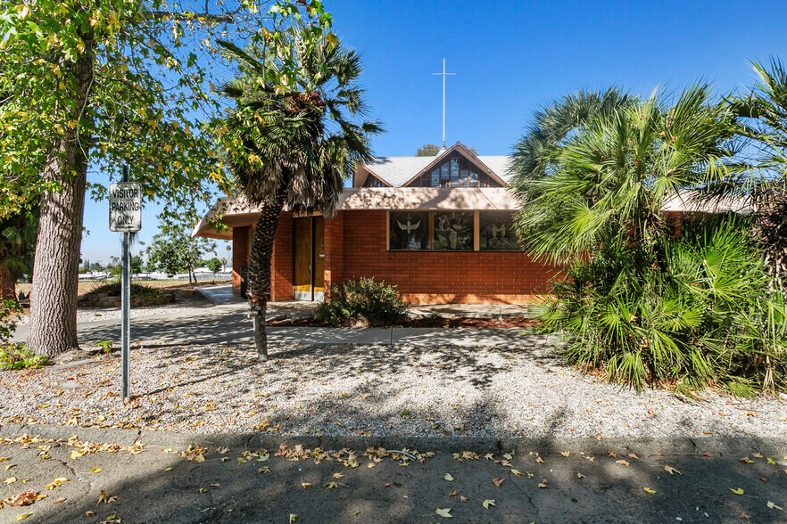 7070 Palm Ave, Highland, CA à vendre - Photo de l’immeuble – Image 2 sur 35