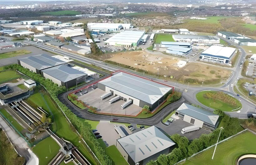 Pontefract Ln, Leeds à louer - Photo de l’immeuble – Image 3 sur 11