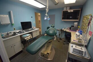 Plus de détails pour 800 Main St, Hellertown, PA - Bureau/Médical à louer