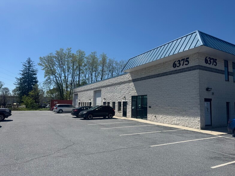 6375 Basehore Rd, Mechanicsburg, PA à vendre - Photo de l’immeuble – Image 1 sur 7