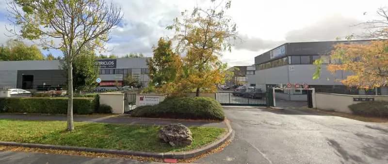 Local d’activités dans Montévrain à louer Photo de l’immeuble– Image 1 sur 3