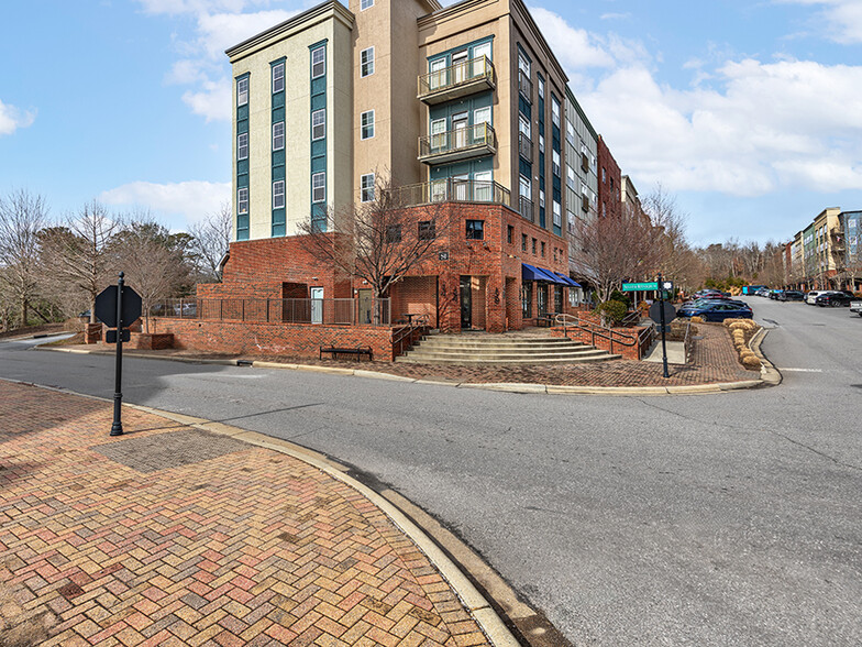61 N Merrimon Ave, Asheville, NC à louer - Photo de l’immeuble – Image 2 sur 9