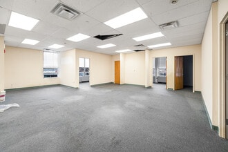 14 Front St, Hempstead, NY à louer Photo intérieure– Image 2 sur 6