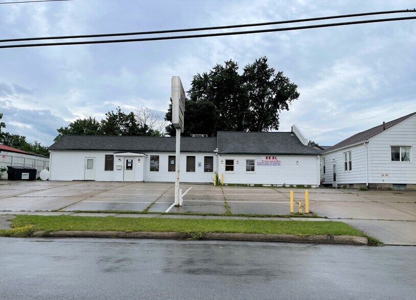 516 W High St, Orrville, OH à vendre - Photo de l’immeuble – Image 3 sur 15