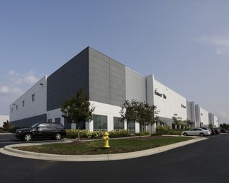 Plus de détails pour 100 E Crossroads Pky, Bolingbrook, IL - Industriel/Logistique à louer