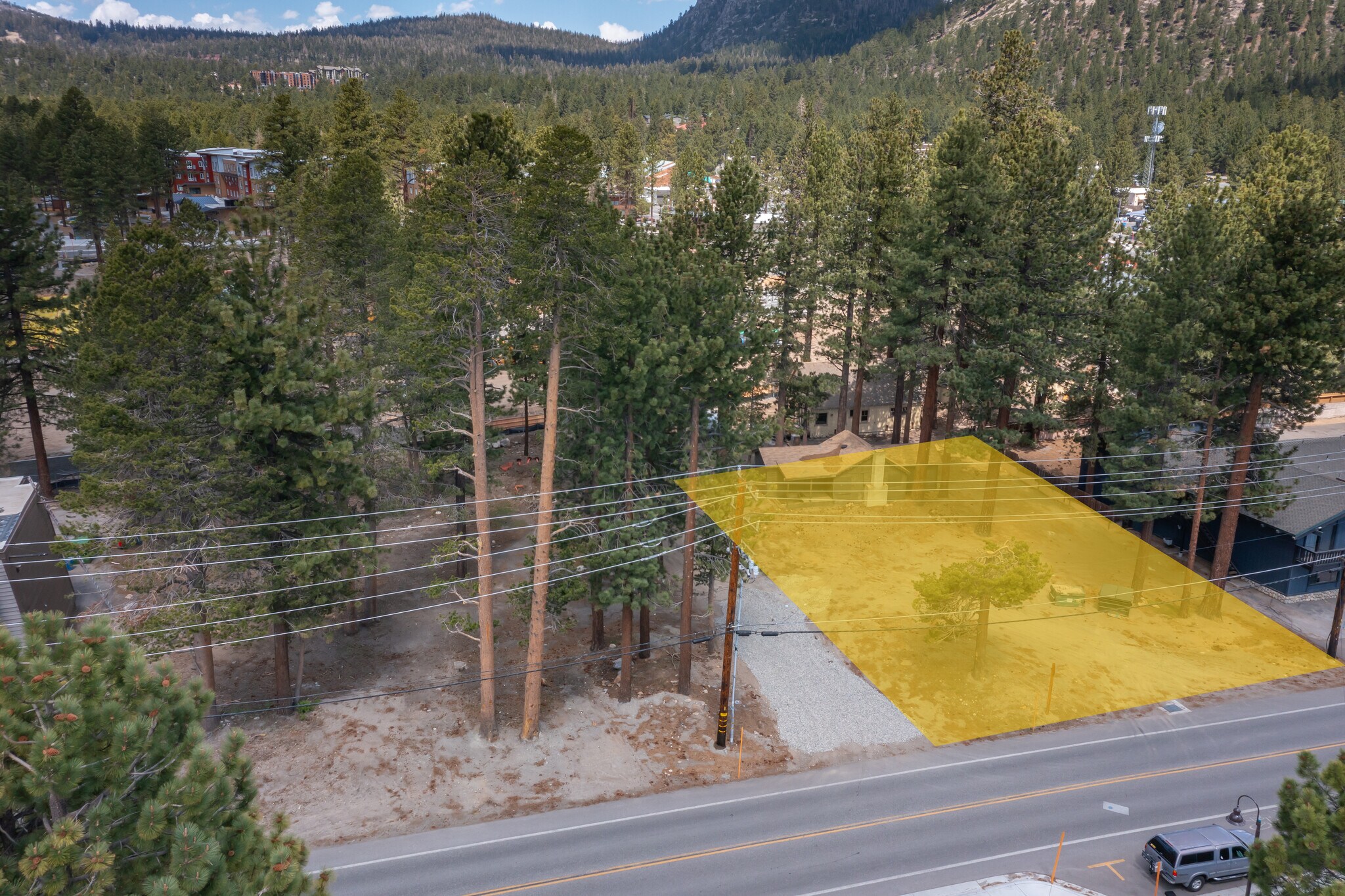 52 Laurel Mountain Rd, Mammoth Lakes, CA à vendre Aérien– Image 1 sur 6