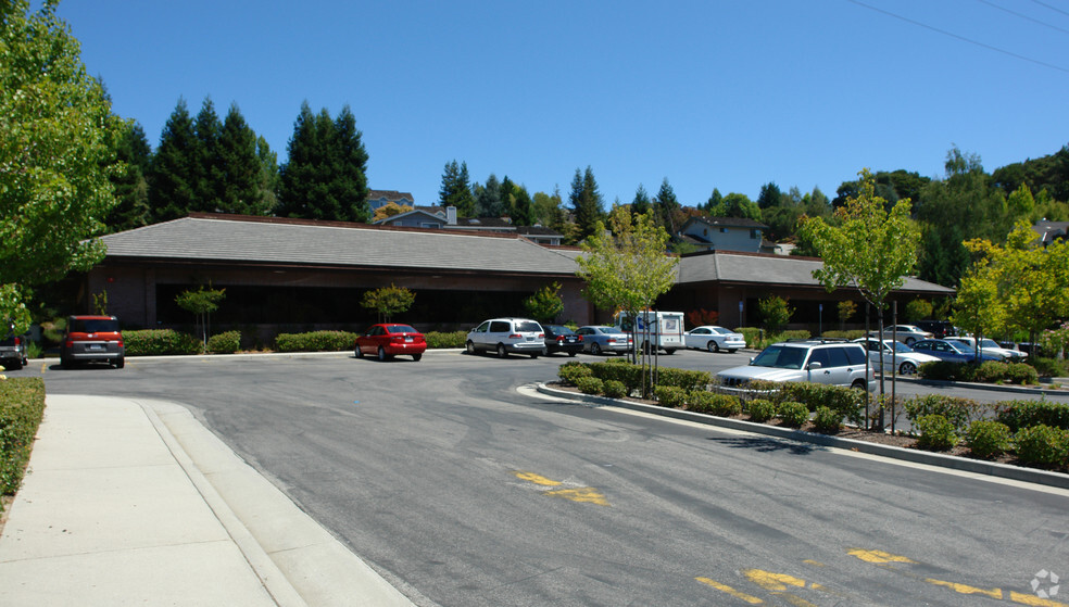 3600 Glen Canyon Rd, Scotts Valley, CA à louer - Photo de l’immeuble – Image 3 sur 3