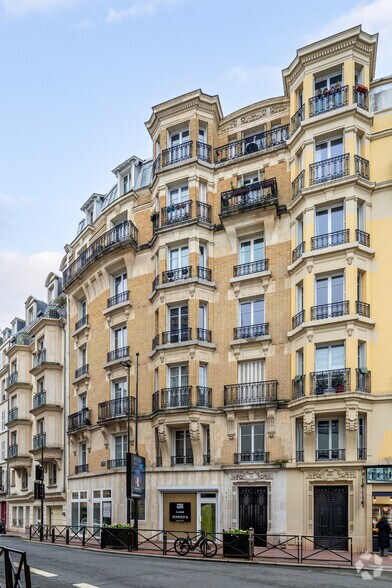 105 Rue Paul Vaillant-Couturier, Levallois-Perret à louer - Photo principale – Image 1 sur 1