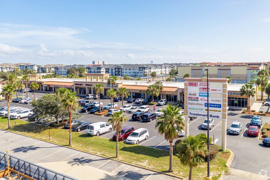 16055 Emerald Coast Pky, Destin, FL à louer - Photo principale – Image 1 sur 2