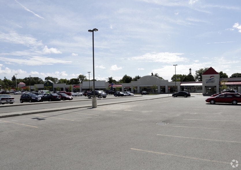 165 Wellington St, Barrie, ON à louer - Photo de l’immeuble – Image 3 sur 4