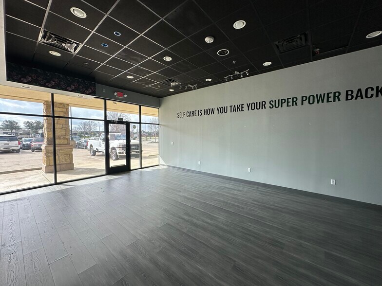 18721 University Blvd, Sugar Land, TX à louer - Photo de l’immeuble – Image 3 sur 18