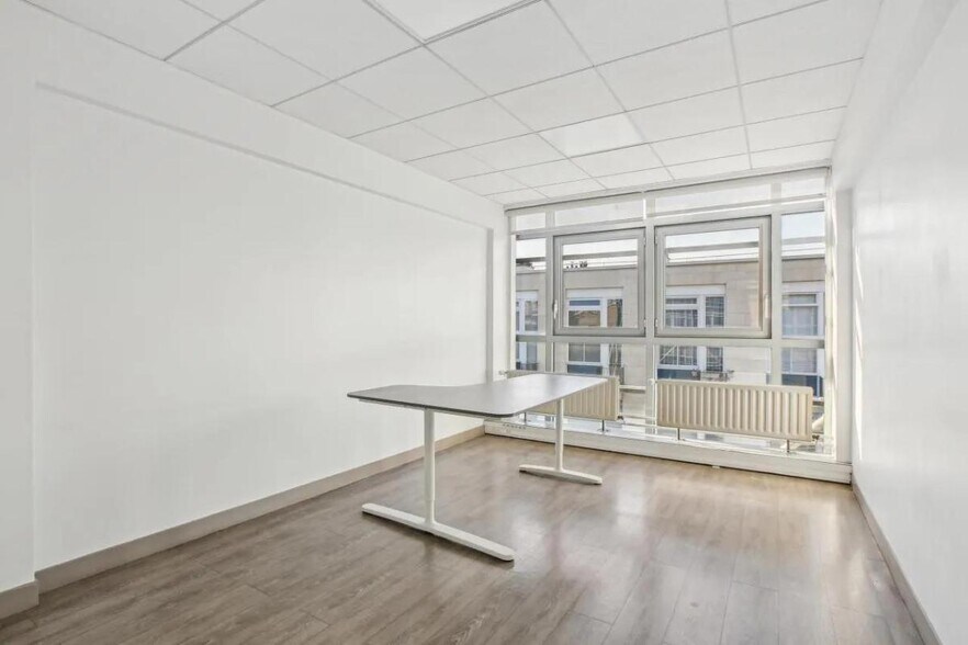 Bureau dans Paris à vendre - Photo intérieure – Image 2 sur 8