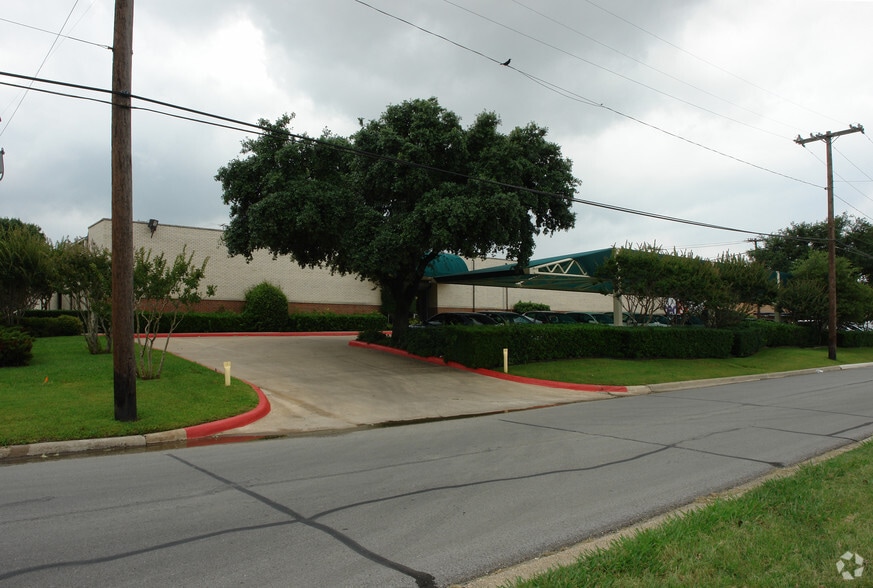 8319 Chancellor Row, Dallas, TX à vendre - Photo principale – Image 1 sur 13