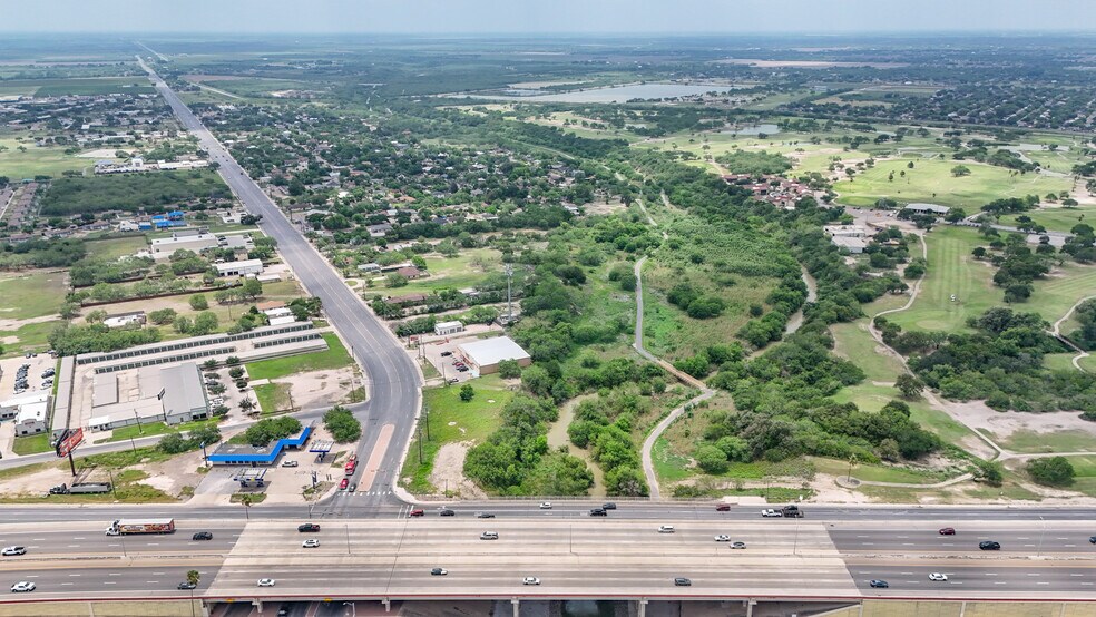 110 S Rangerville Rd, Harlingen, TX à vendre - Photo de l’immeuble – Image 3 sur 16