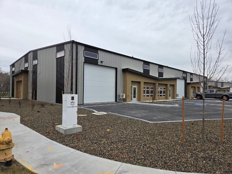 439 N Broadmore Way, Nampa, ID à louer - Photo de l’immeuble – Image 2 sur 18