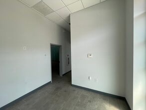 331 Corporate Wood Dr, Magnolia, TX à louer Photo intérieure– Image 2 sur 6