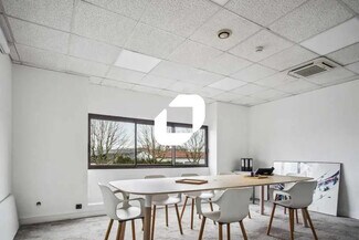 Plus de détails pour Bureau, Local d'activités à louer