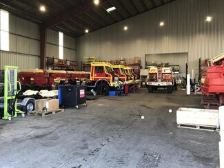 Plus de détails pour Local d'activités à louer