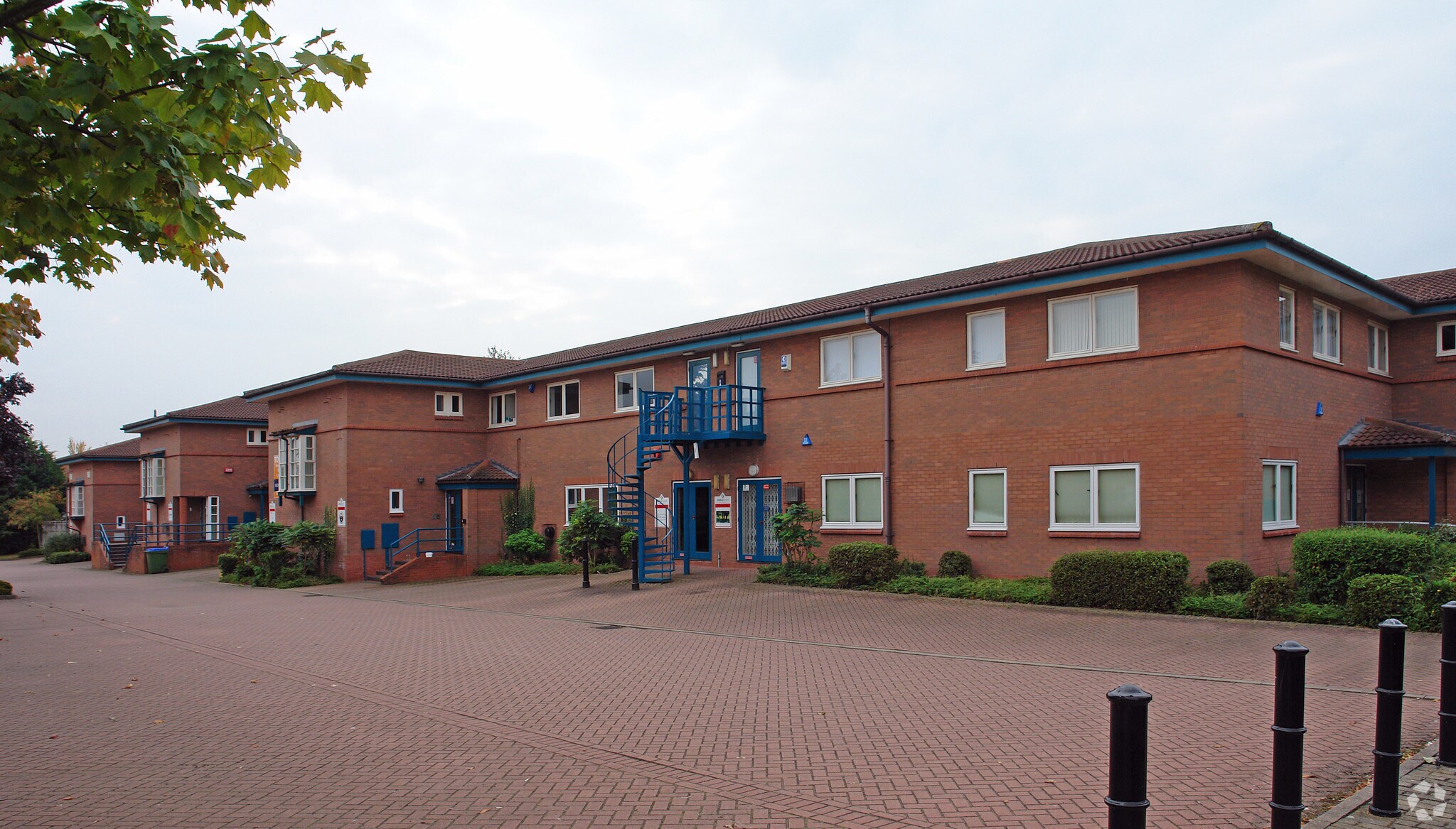 Crown Hl, Milton Keynes à louer Photo principale– Image 1 sur 5