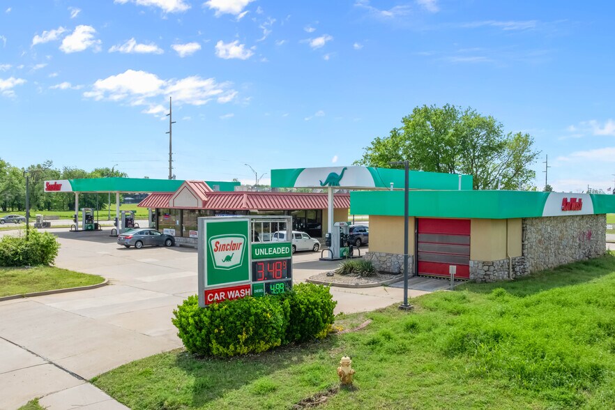 2738 E 91st St, Tulsa, OK à vendre - Photo de l’immeuble – Image 3 sur 6