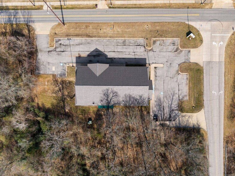 4020 Newlon Rd, Fort Smith, AR à louer - Photo de l’immeuble – Image 3 sur 5
