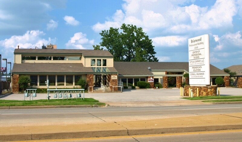 8141 E 31st St, Tulsa, OK à louer Photo principale– Image 1 sur 18