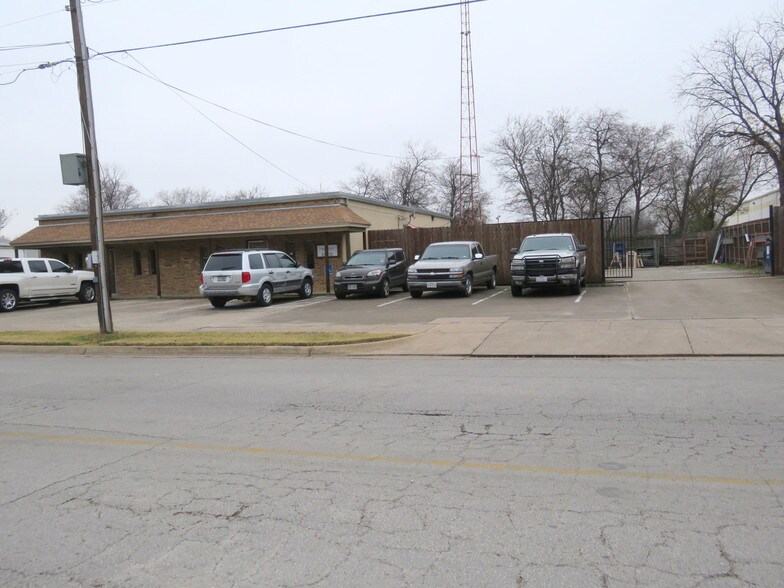 5620 Midway Rd, Fort Worth, TX à louer - Photo principale – Image 1 sur 8
