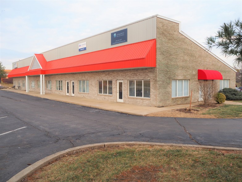 950 Corporate Pky, Wentzville, MO à louer - Photo de l’immeuble – Image 2 sur 14